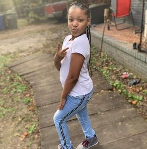 Meet your Posher, Brenda